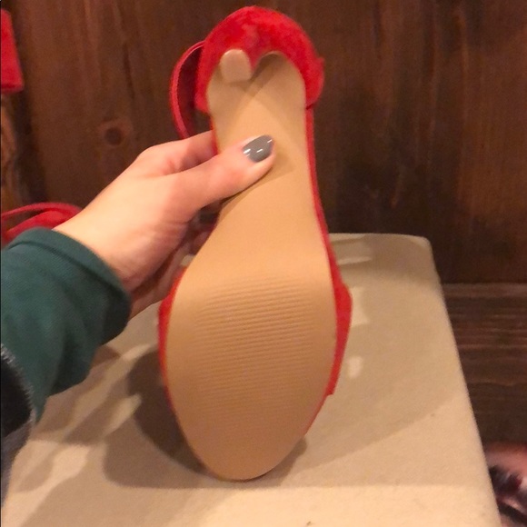 Steven Madden Ankle Straps Heels 👠 - Picture 4 of 5
